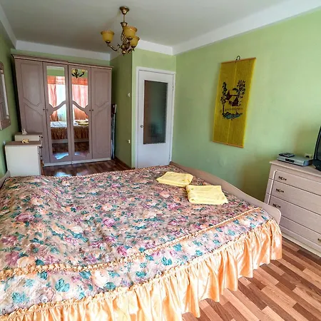 On Mykilska-slobidka Kyiv